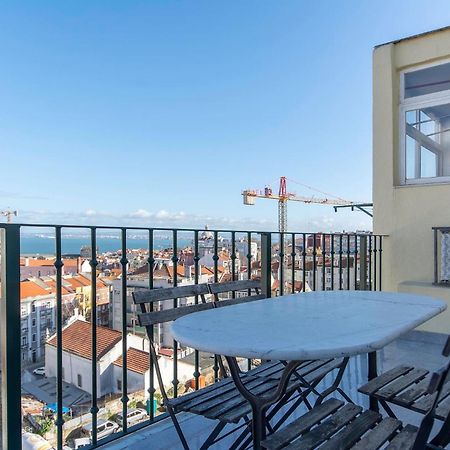 Amidst The Rooftops Of Lisbon Exterior photo